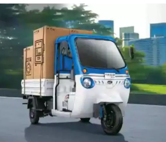 Amazon uses three EV For Deliveries In Seven Indian Cities