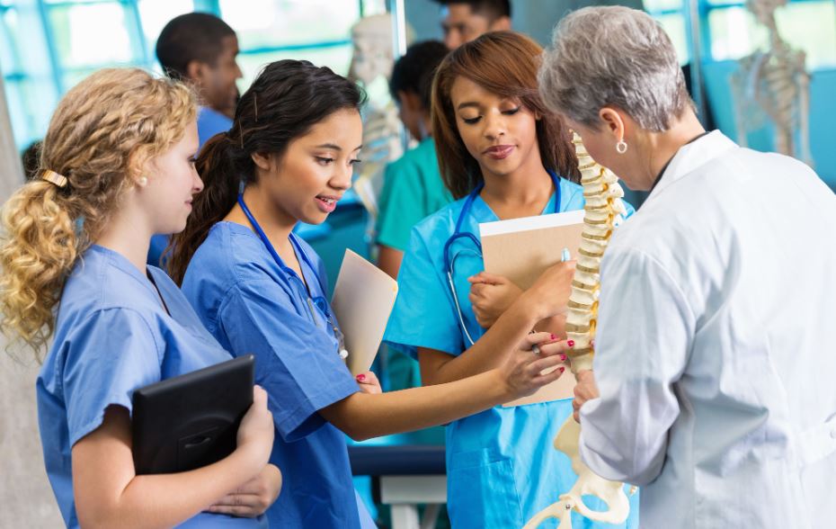 Healthcare Assistant Jobs In Canada For Foreigners